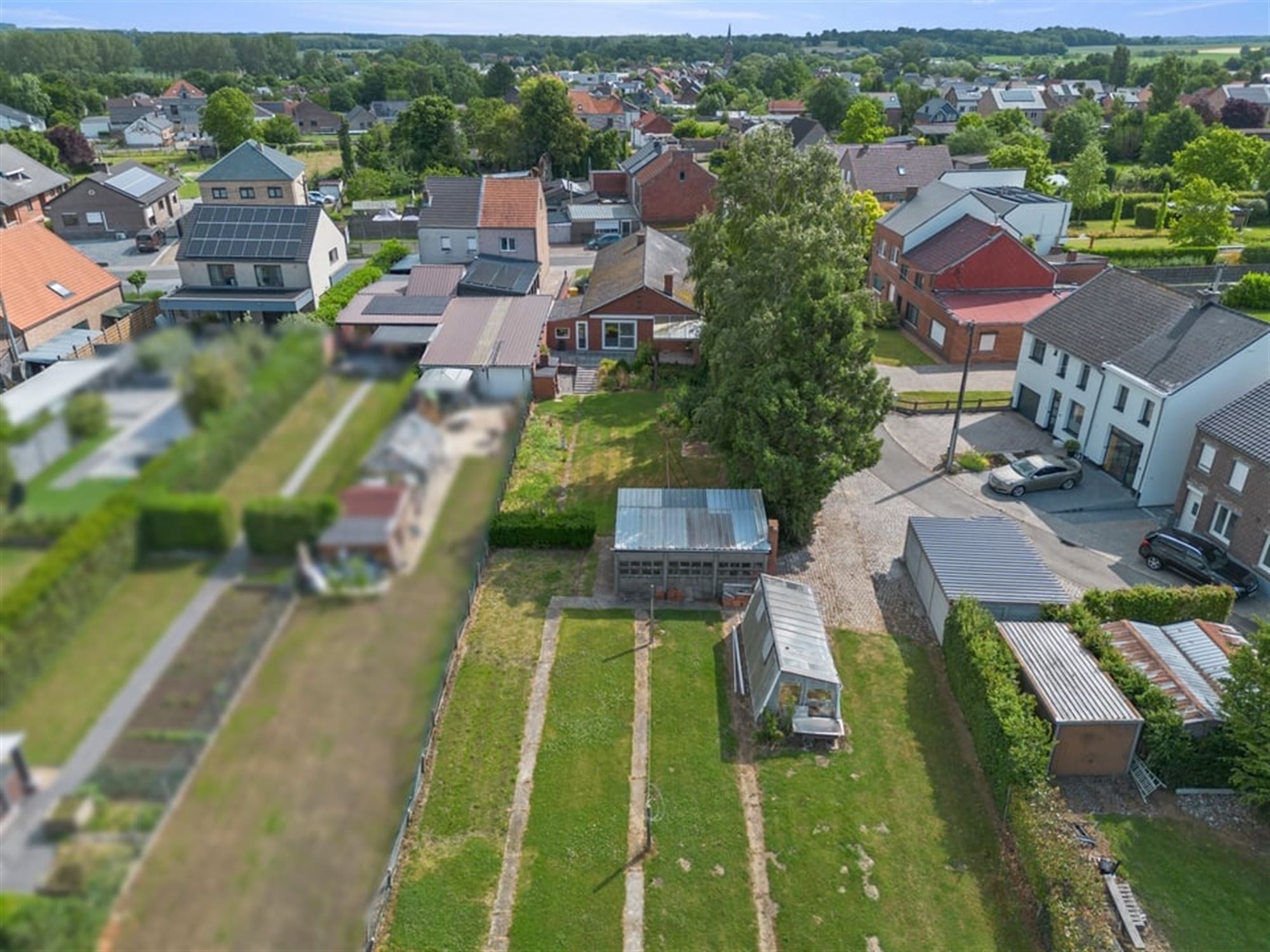 OP TE FRISSEN GELIJKVLOERSE GEZINSWONING OP EEN KNAP PERCEEL VAN 14A29CA IN WOMMERSOM foto 35
