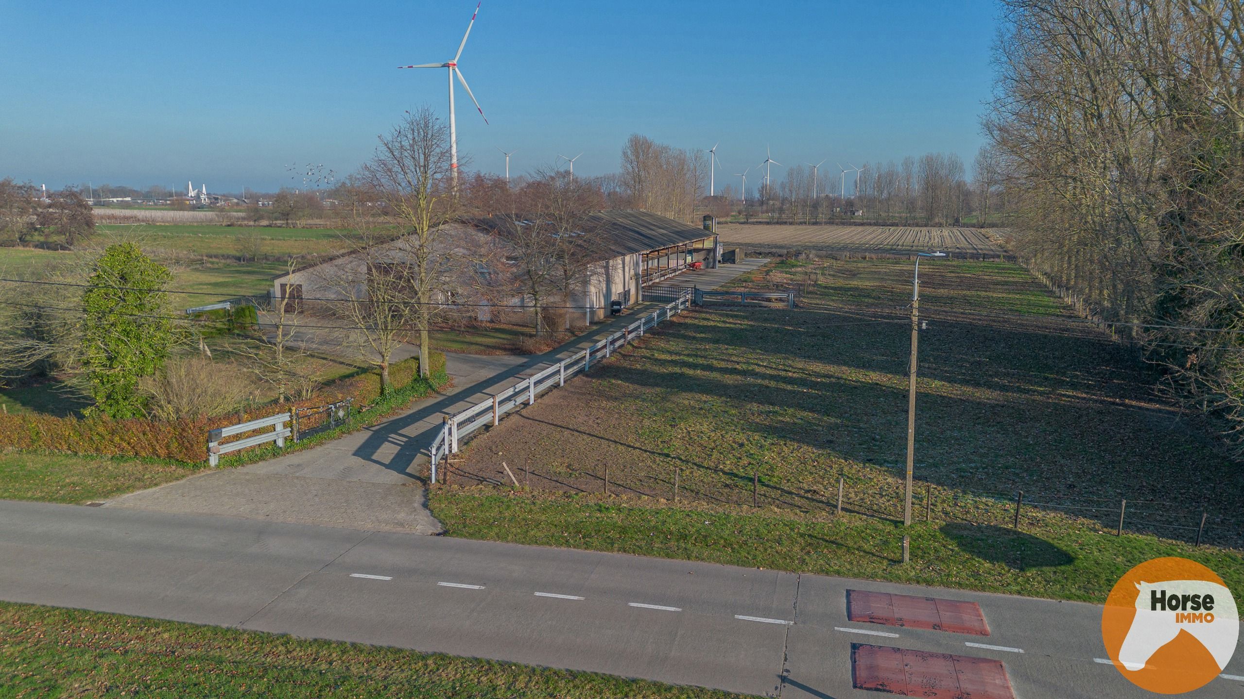 LAARNE- &nbsp;Landbouweigendom met geïntegreerde woning&nbsp; foto 26