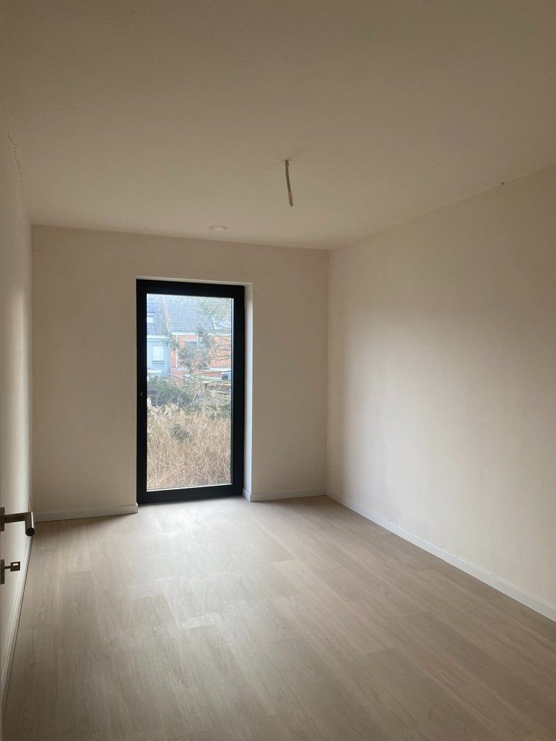 Energiezuinige, knappe nieuwbouwwoning in een rustige buurt foto 10