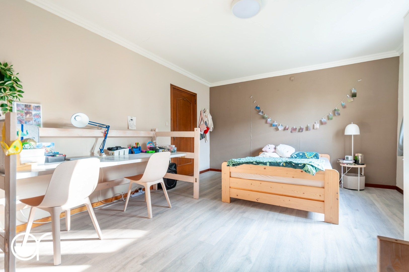 Halfopen bebouwing nabij het Sint-Pietersstation foto 8