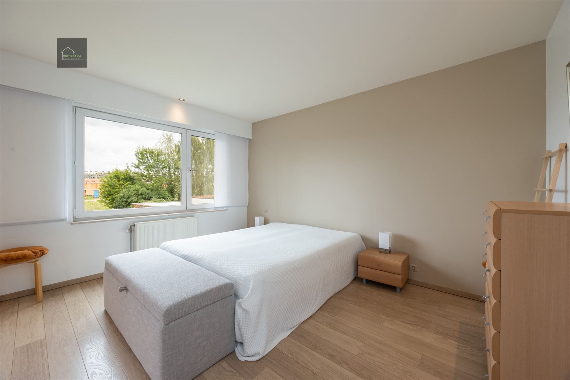 Ruim instapklaar appartement met garage en staanplaats foto 12