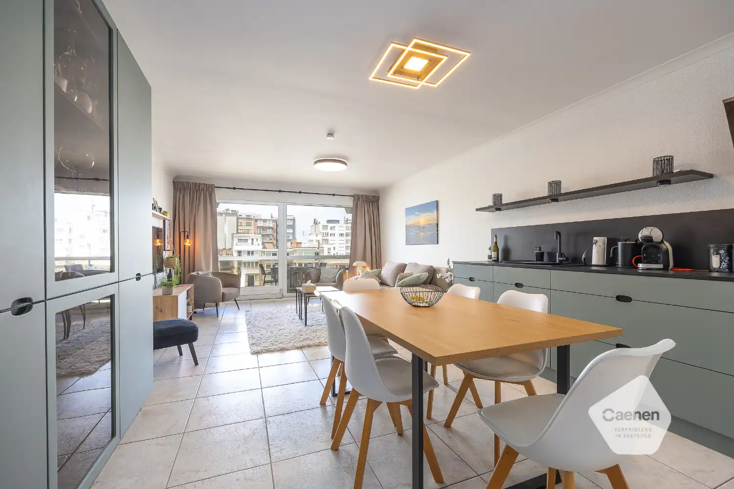Instap klaar appartement met open zichten! foto 4