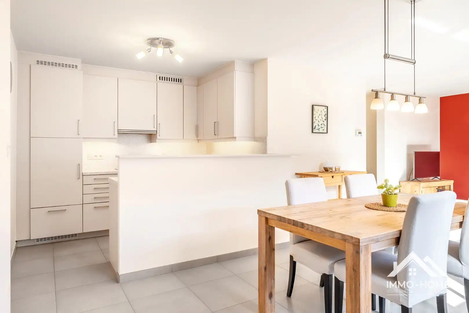 Modern instapklaar appartement op een topligging! foto 10