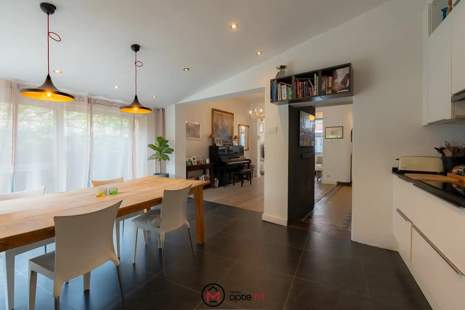 Charmante woning te koop vlakbij het centrum van Hasselt foto 11