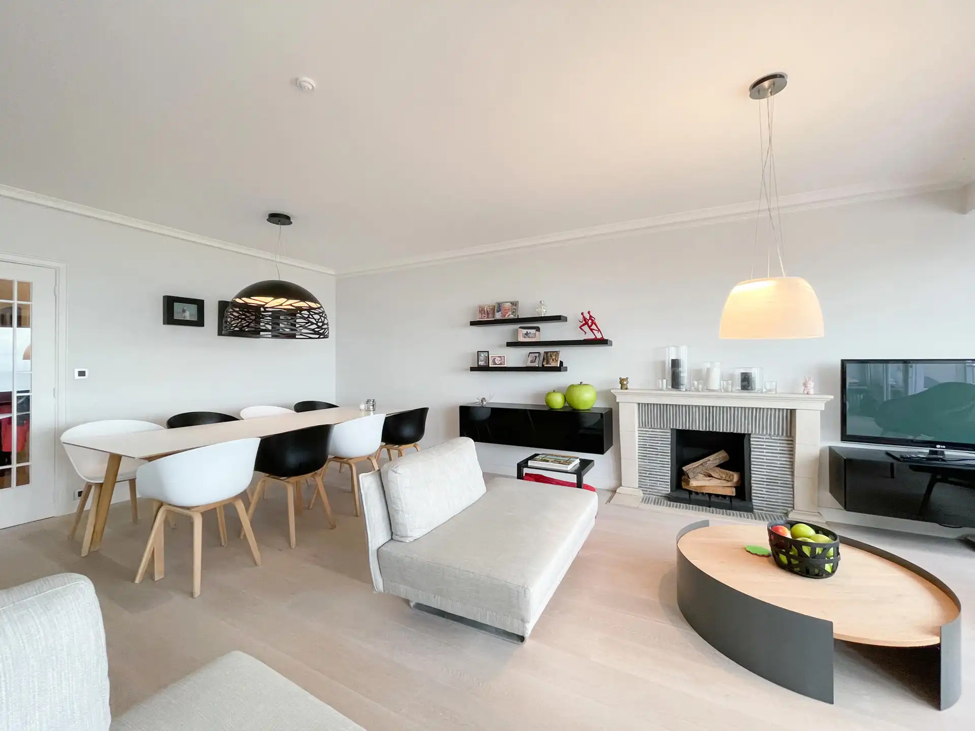 Ruim appartement op Zeedijk Zoute, aan het Albertplein foto 6