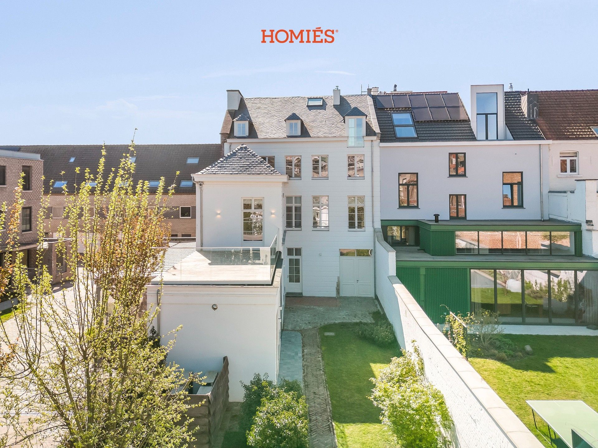 High-end appartement met groot terras, in historisch pand foto 14