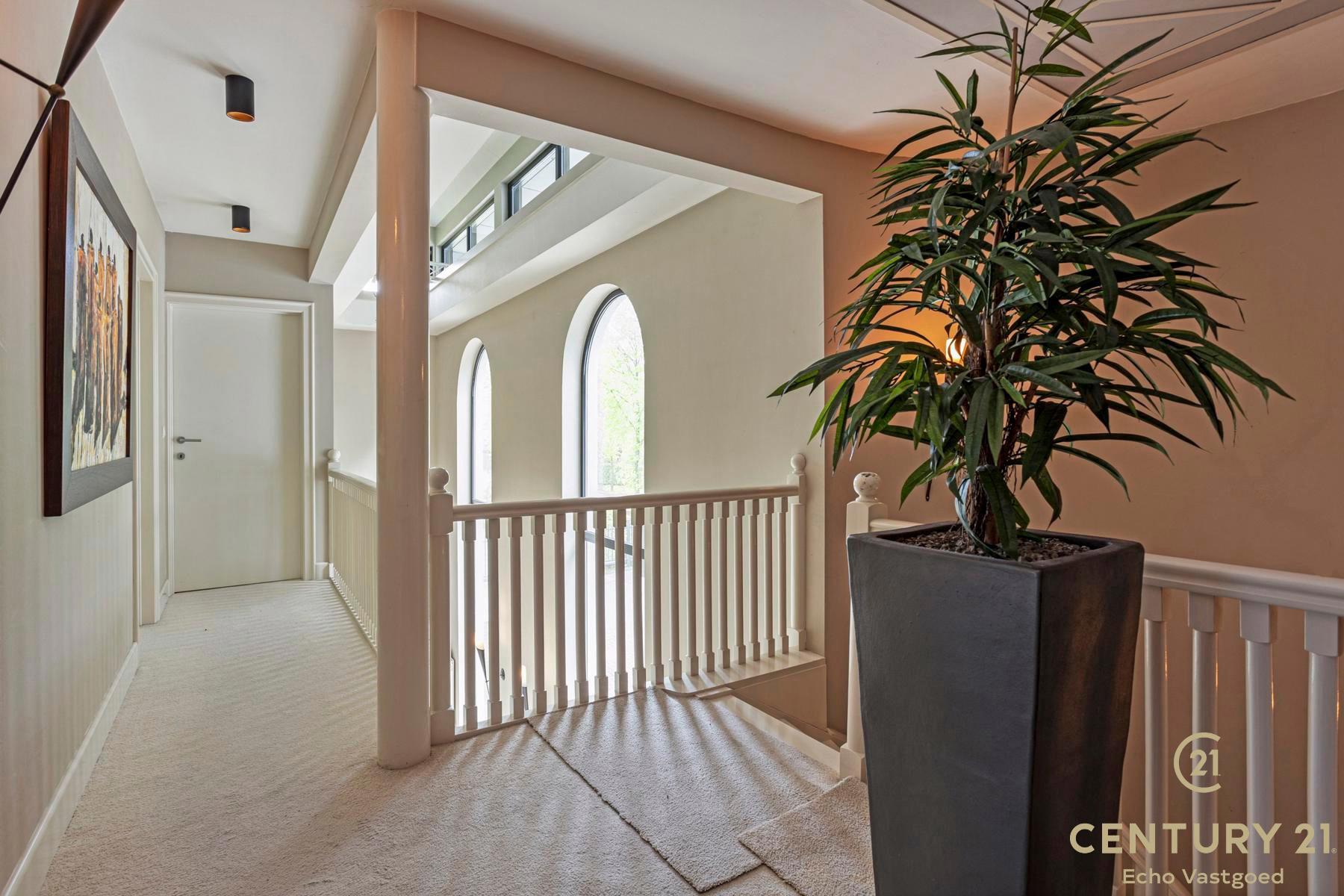 Villa met binnenzwembad en COMPLETE wellness op ca 2590m² foto 35