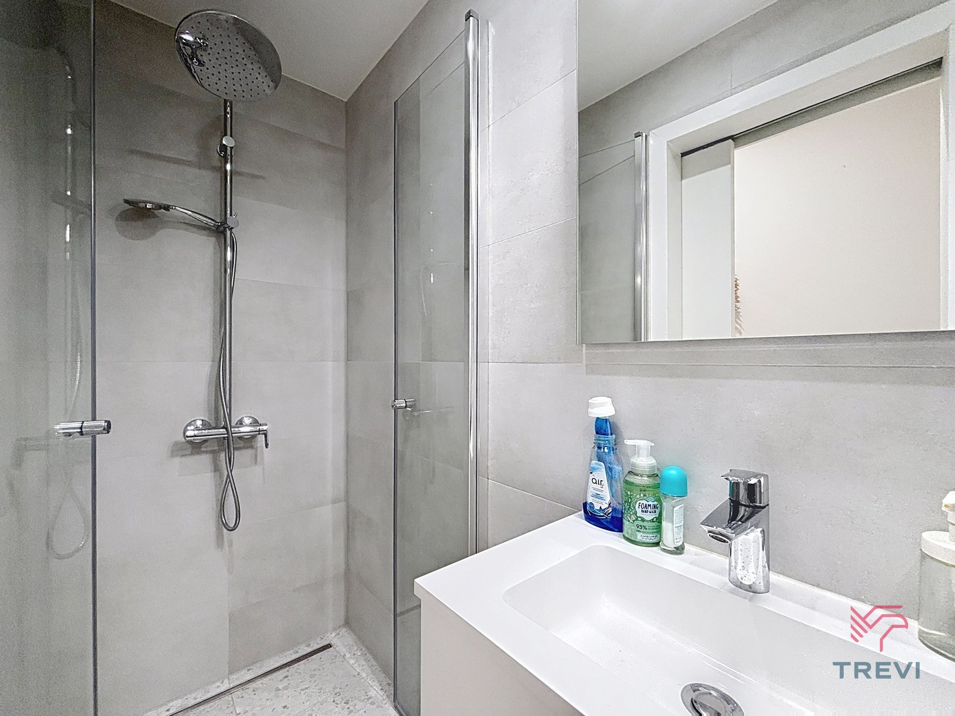 Brussel-Centrum, 1 kamer in co-living foto 11