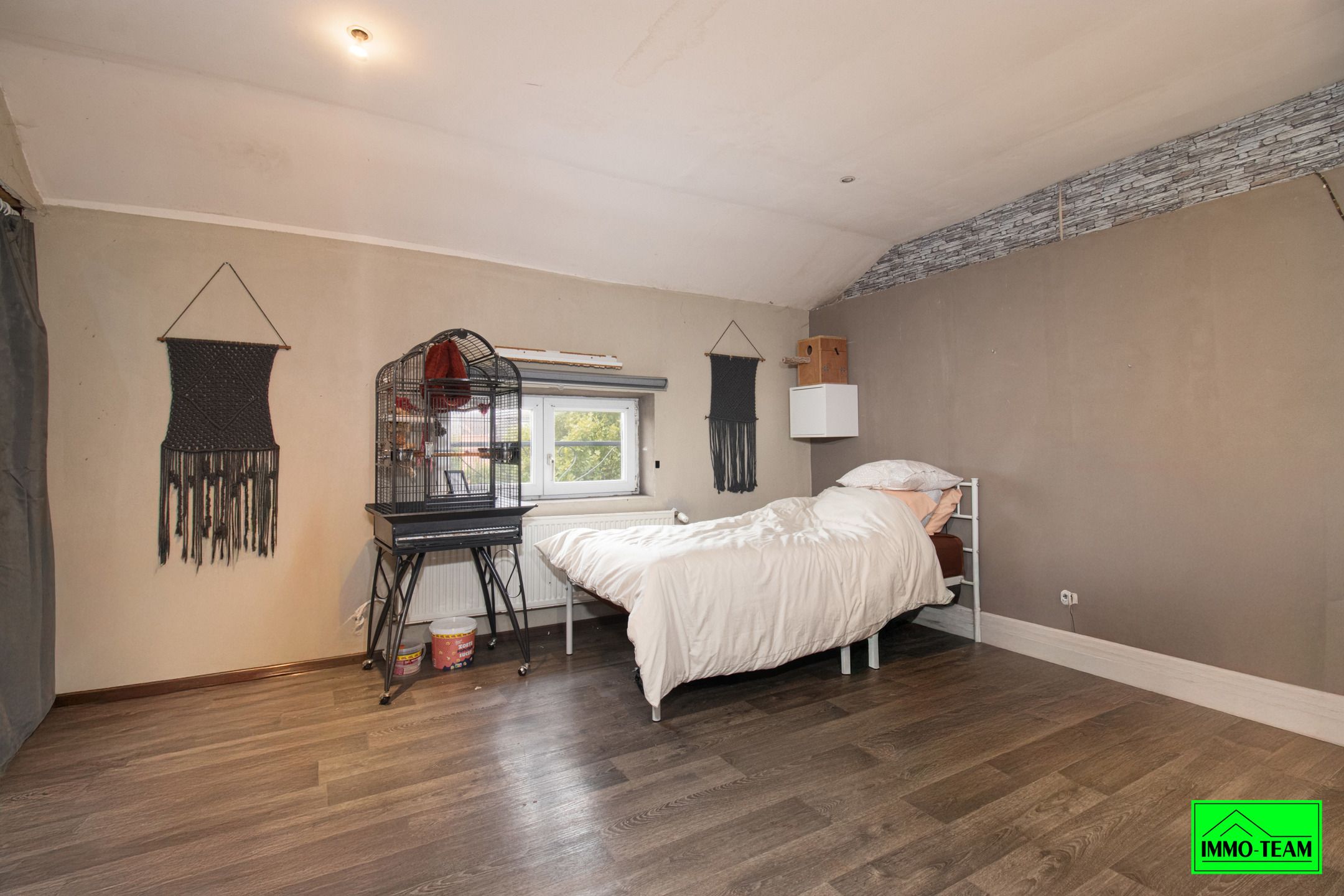 Opbrengsteigendom met handelszaak en 2 duplexappartementen foto 14