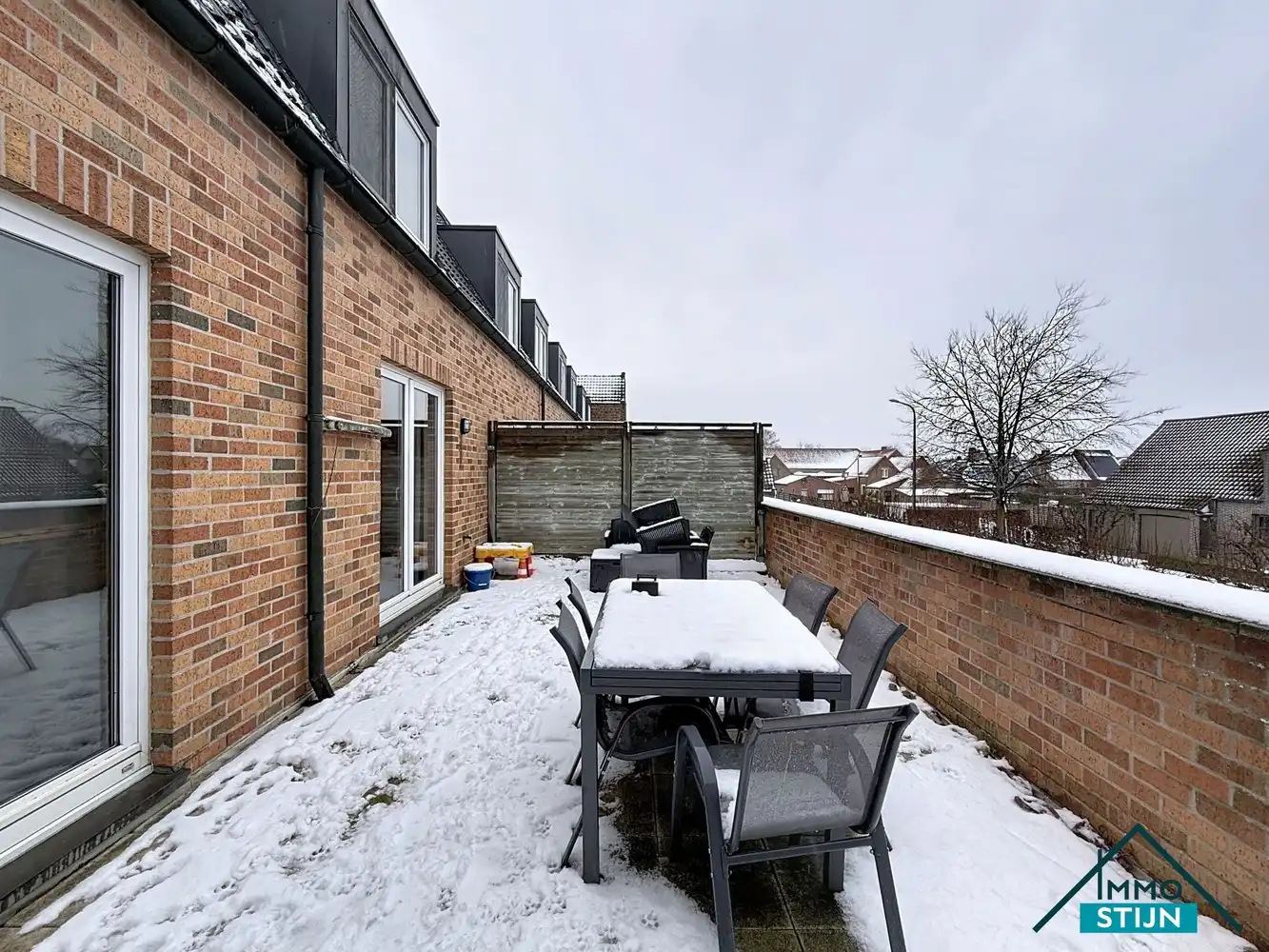 Appartement met ruim terras en garage foto 10