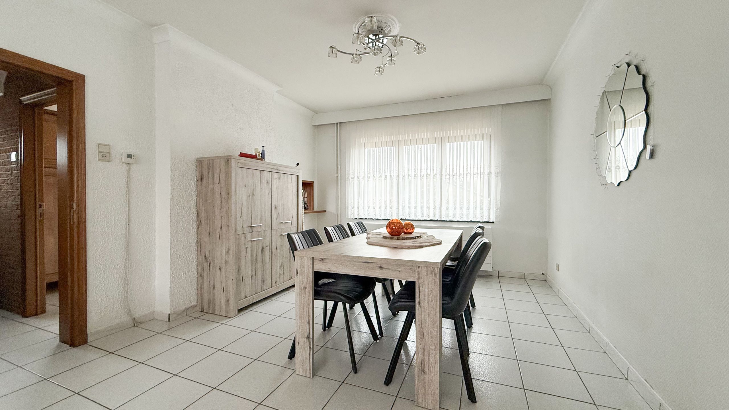 Goed ingedeelde woning op 4a71ca met veel potentieel! foto 7