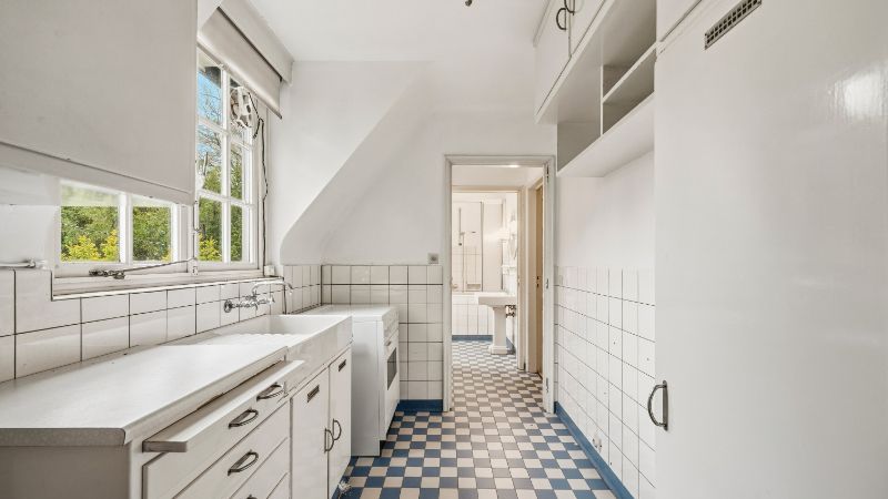 Standingvolle te renoveren villa van 520m² op 53 are foto 37