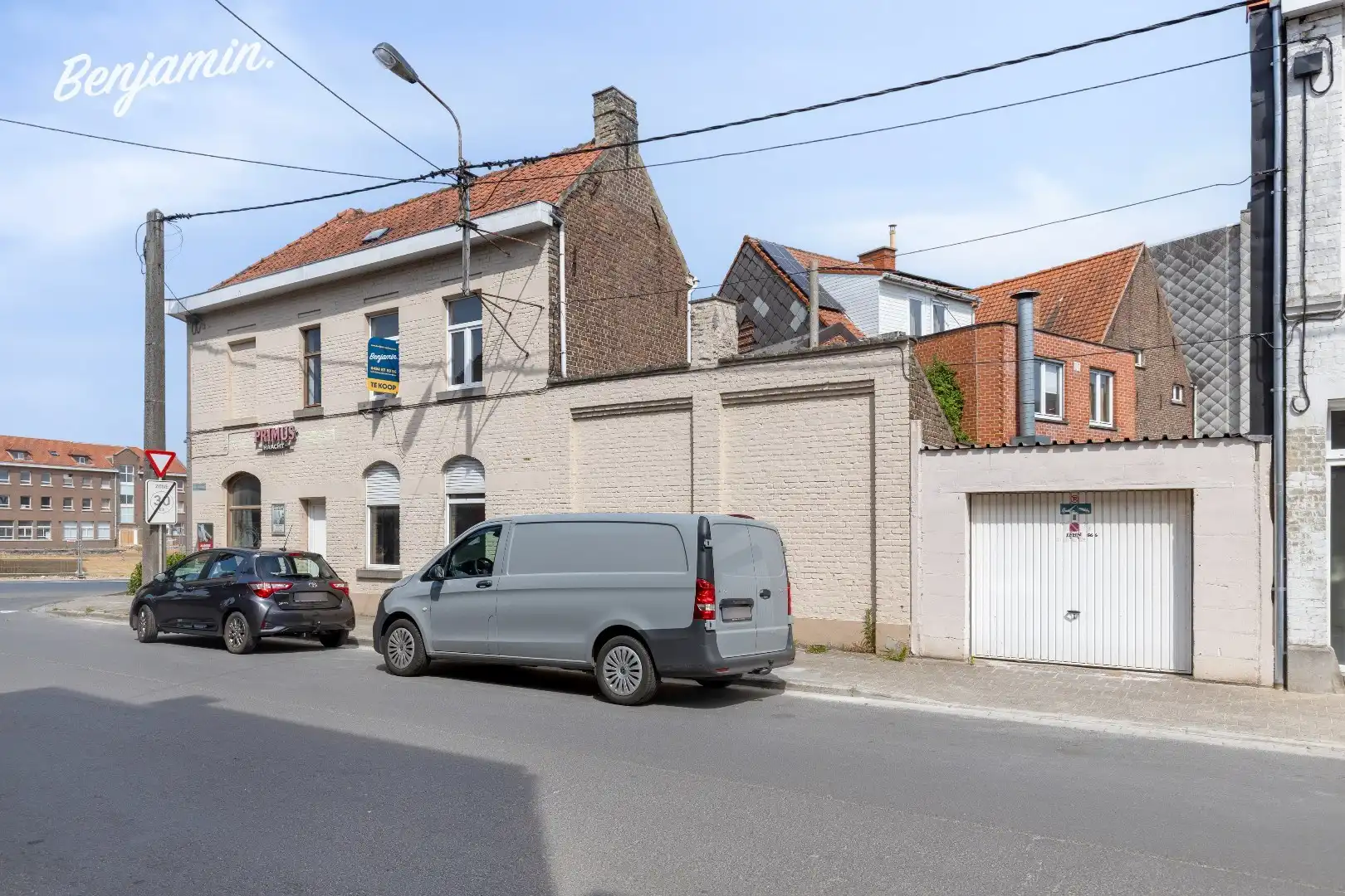 Hoekpand/horecazaak met woonst op een topligging in Roeselare-centrum foto 16