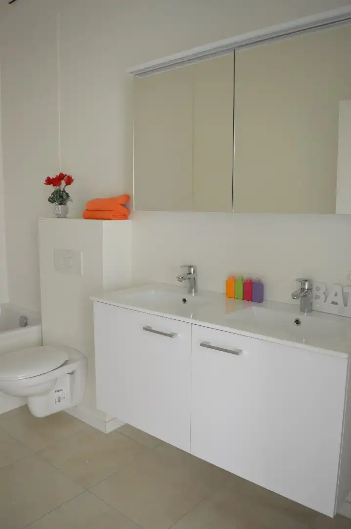 Instapklaar appartement/woning in Residentie NYOSA met 3 slaapkamers en autostandplaats foto 5