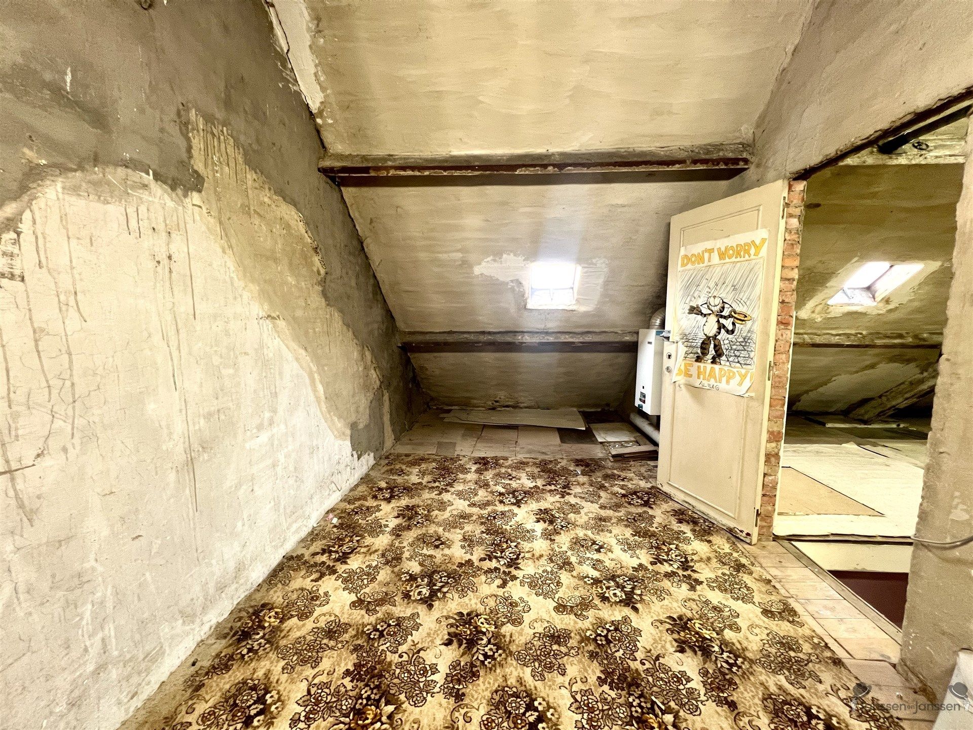 Te renoveren centrumwoning foto 18