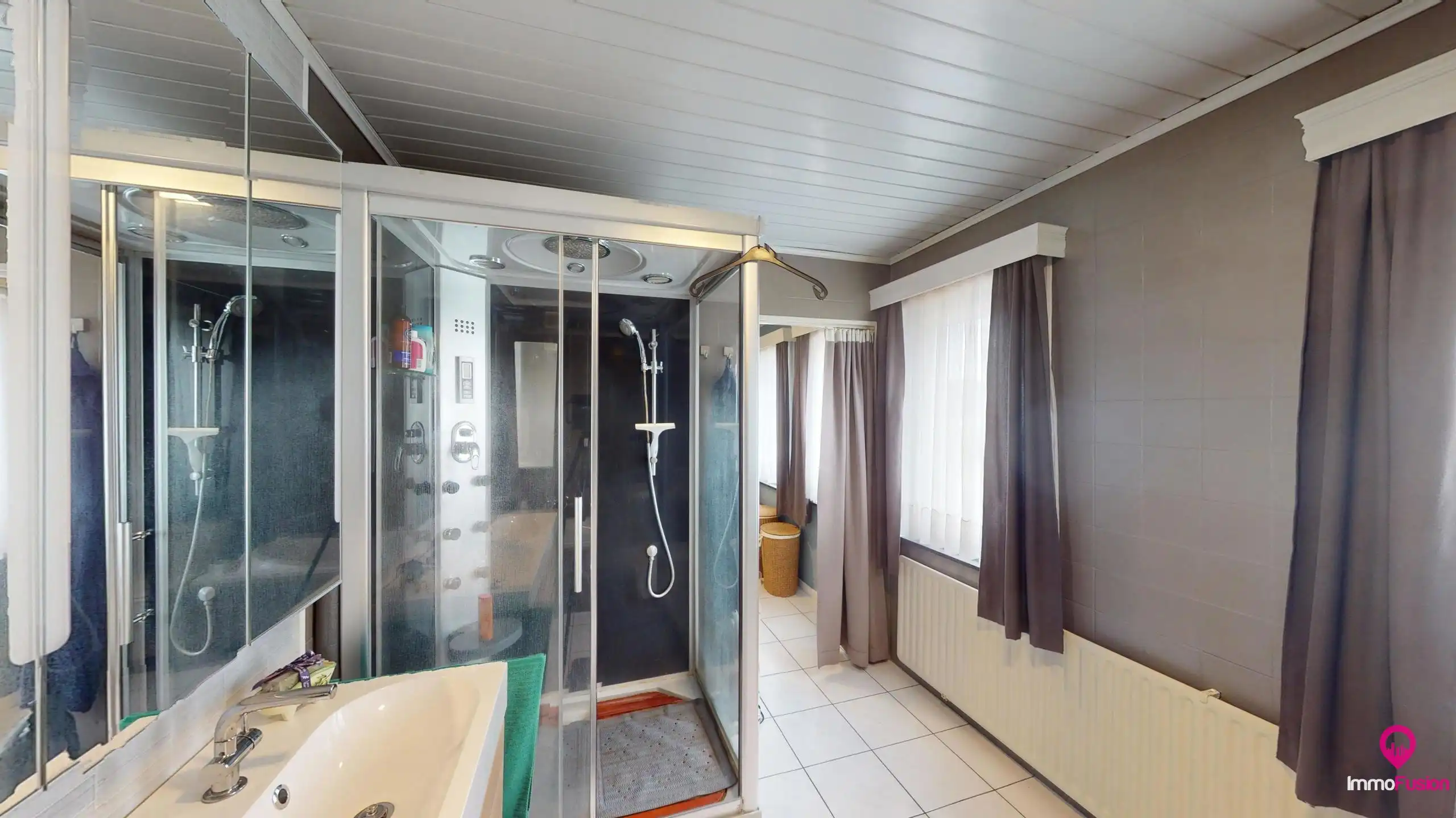 Danszaal 600m² + vergunde woonst in het bruisende Zonhoven! foto 22