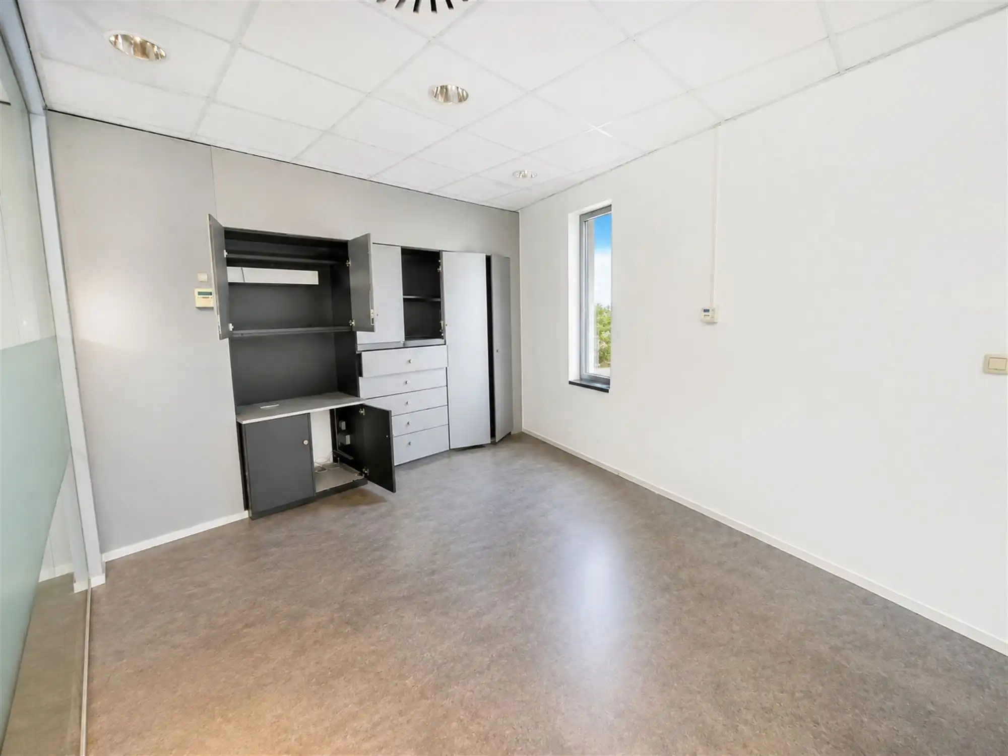 Kantoorruimte van ca. 280 m² op uitstekende zichtlocatie foto 6
