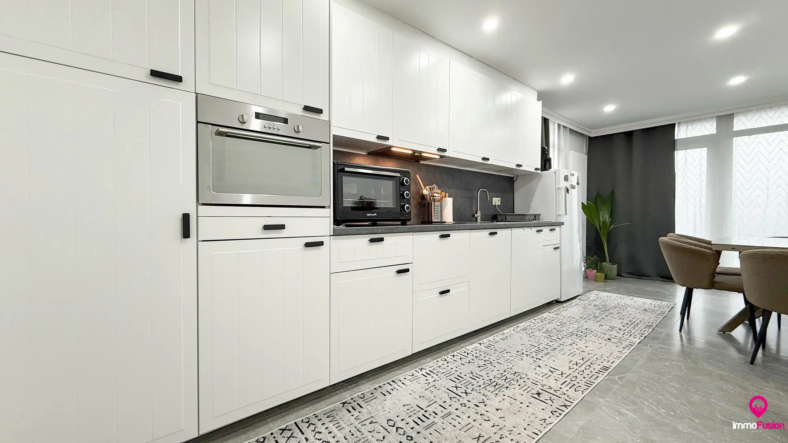 Gerenoveerde woning met 3 slaapkamers en ruime tuin! foto 12