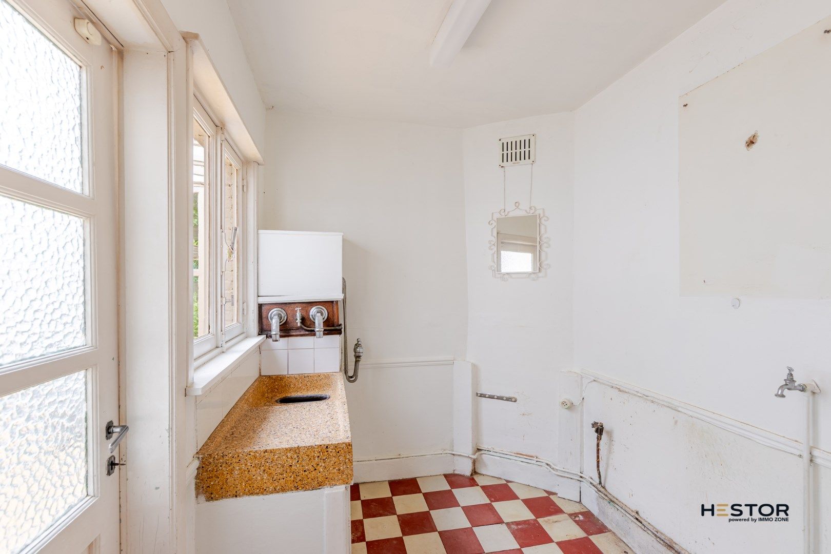 Renovatieproject met potentieel foto 6