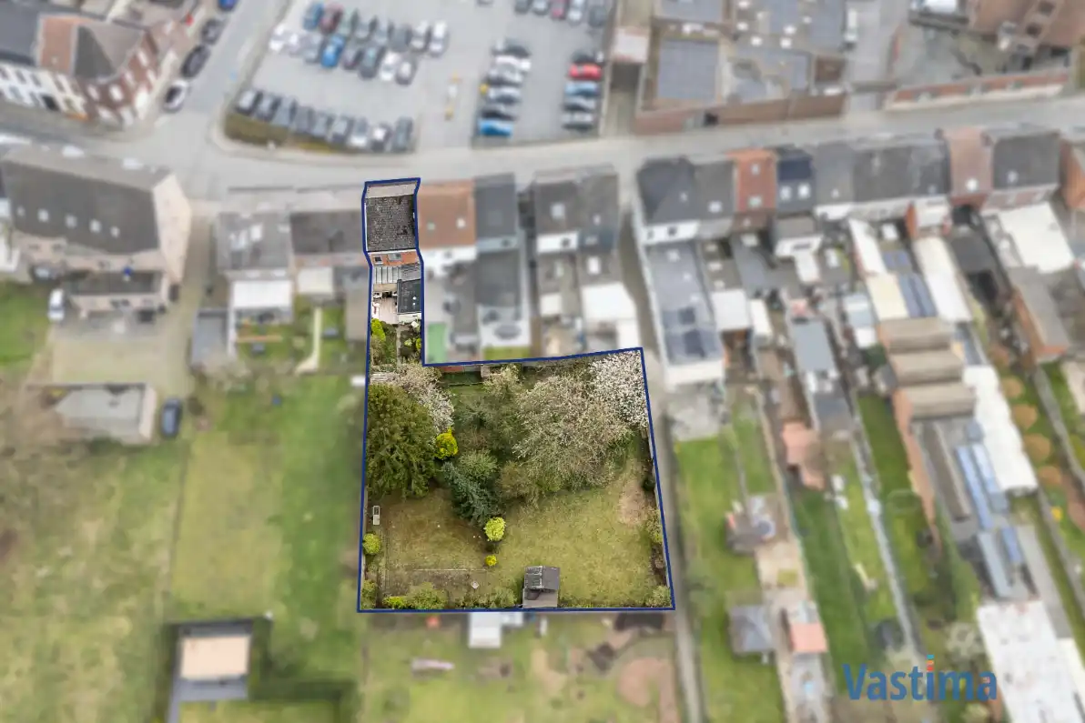 Te renoveren woning met tuin nabij OLV-Ziekenhuis foto 27