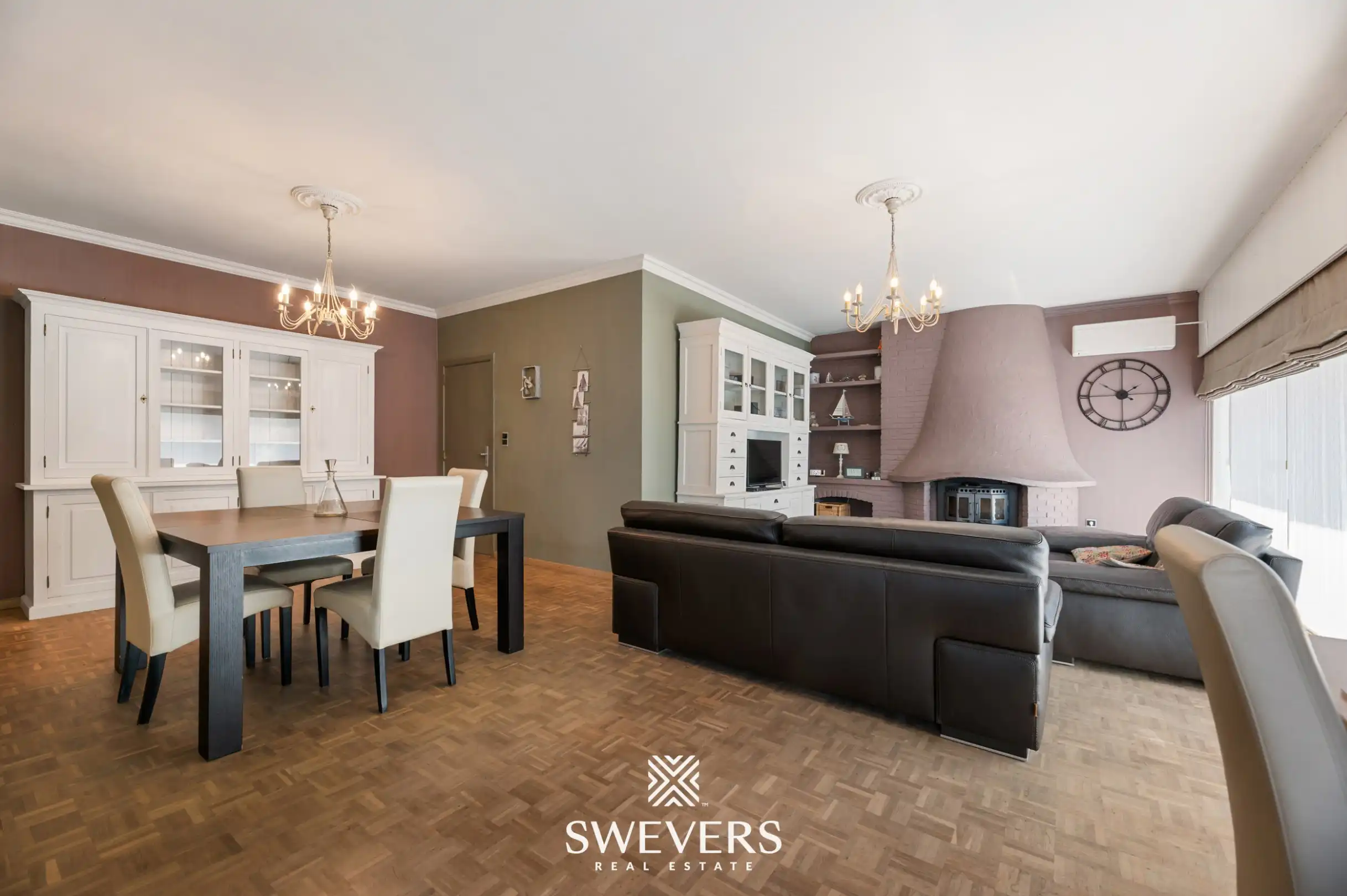 Gerenoveerde woning met 4 slaapkamers op 20a 86ca foto 3