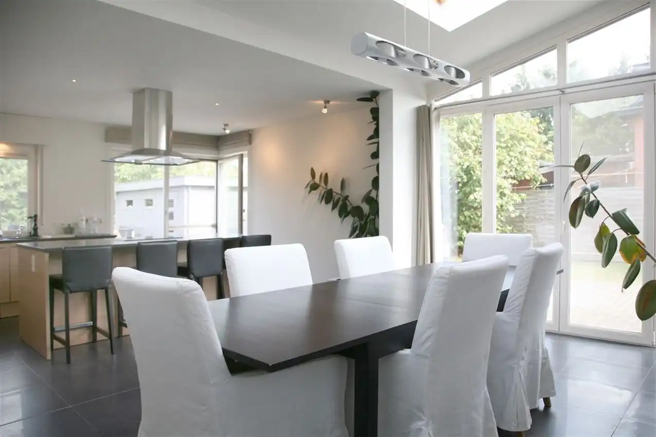 Gerenoveerde woning in rustige, bosrijke omgeving  foto 11