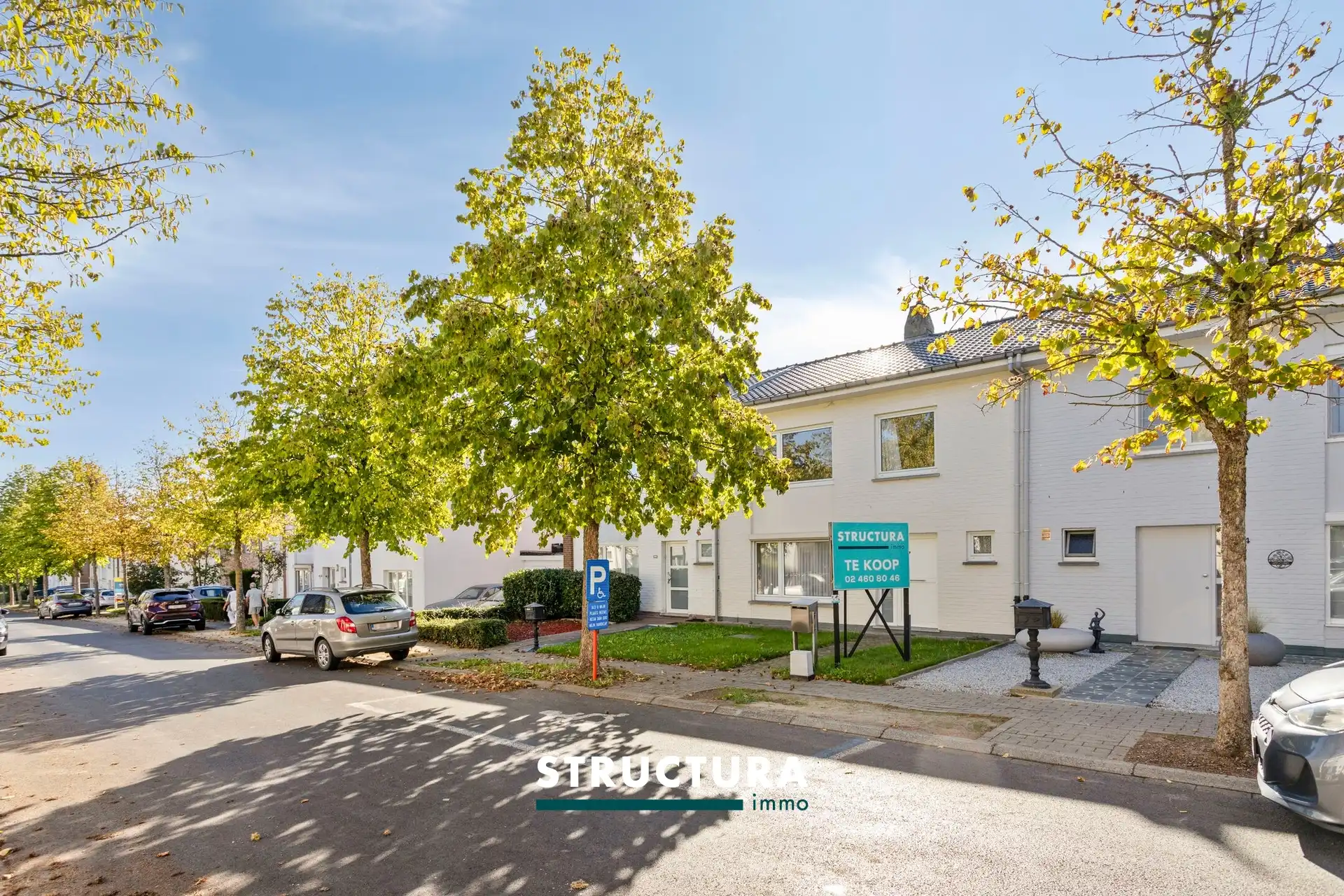 Lichtrijke woning met 3 slaapkamers, tuin en garage in Asse foto {{pictureIndex}}