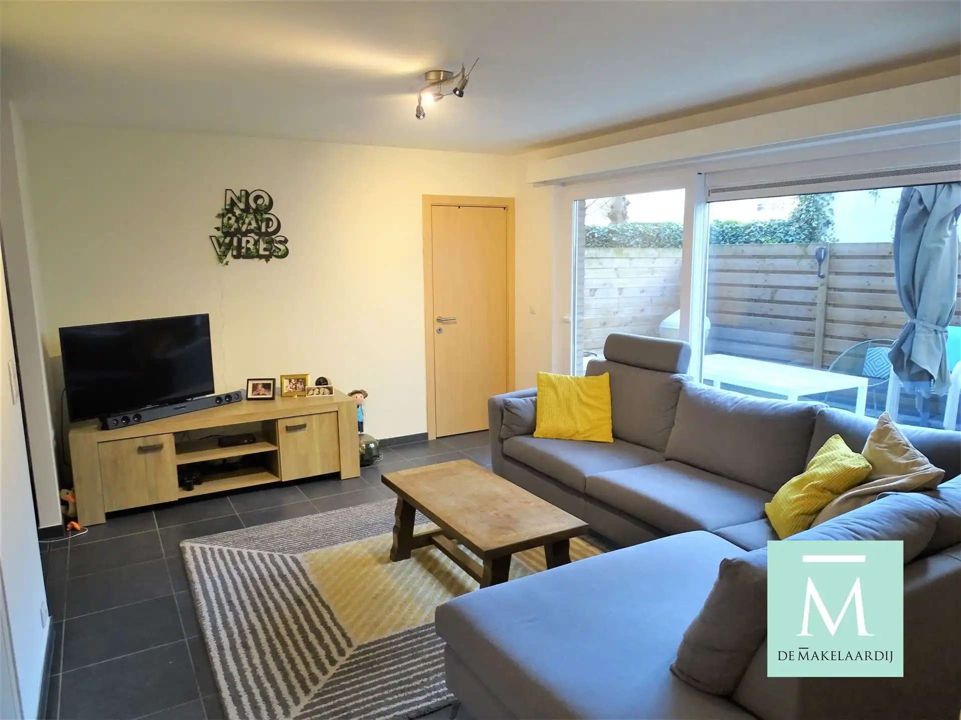 Ruim appartement met 1 slaapkamer en terras/tuin foto 3