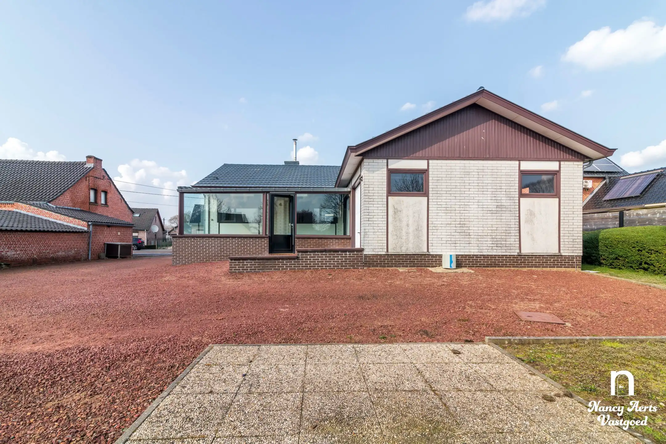 Gelijkvloers wonen met zonnige tuin op een ruim perceel foto 6