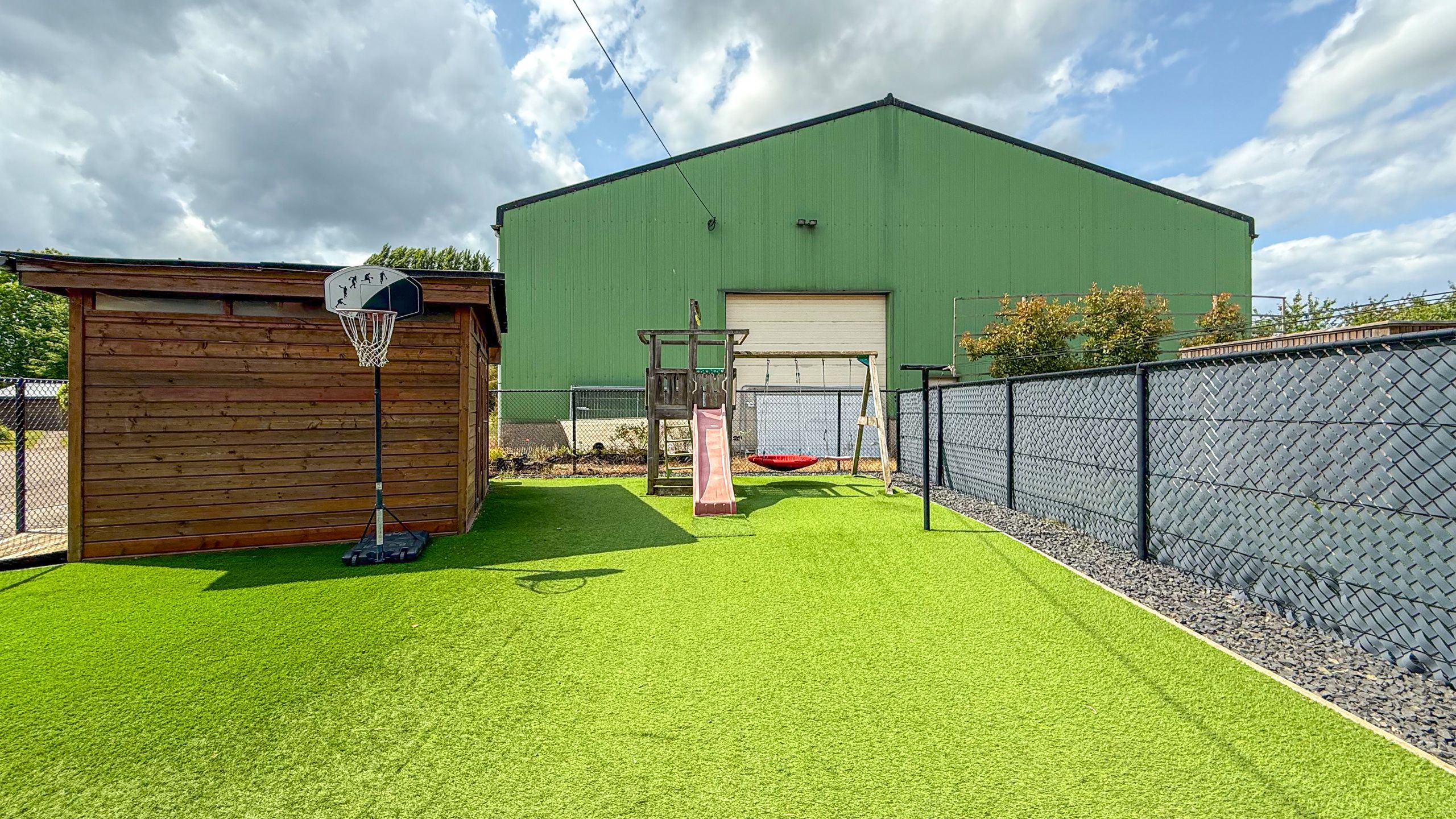 Moderne instapklare woning met 3 slaapkamers en tuin! foto 34