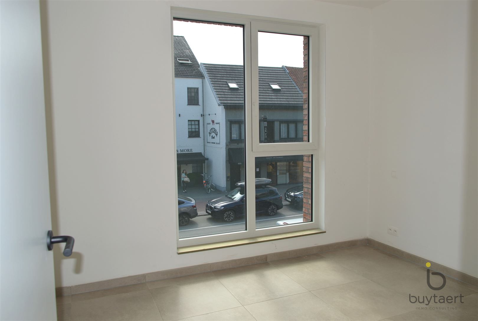 Nieuwbouw appartement met twee slaapkamers te Zoersel. foto 11
