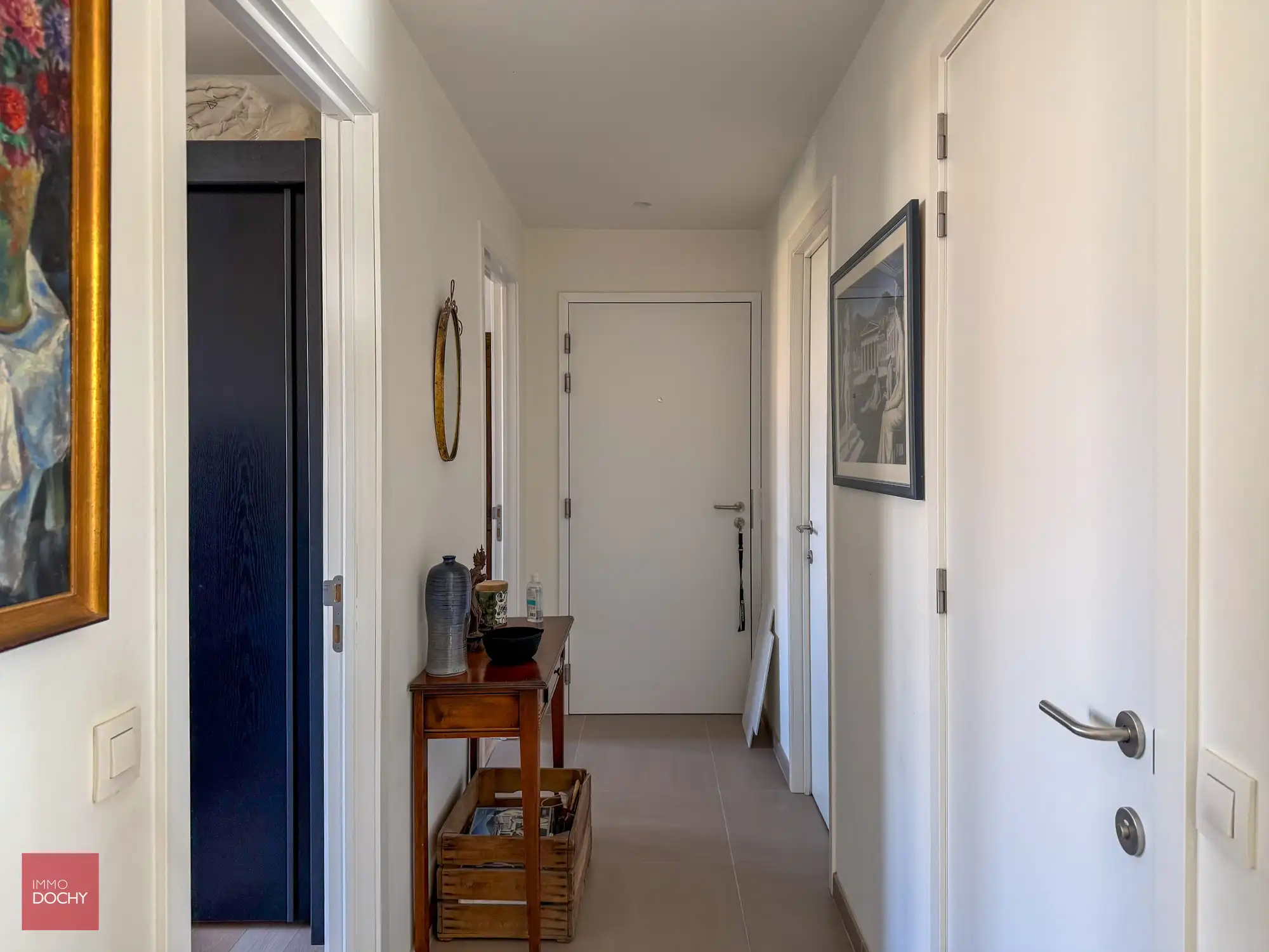 Ruim recent appartement nabij Sint-Rochuskerk foto 14