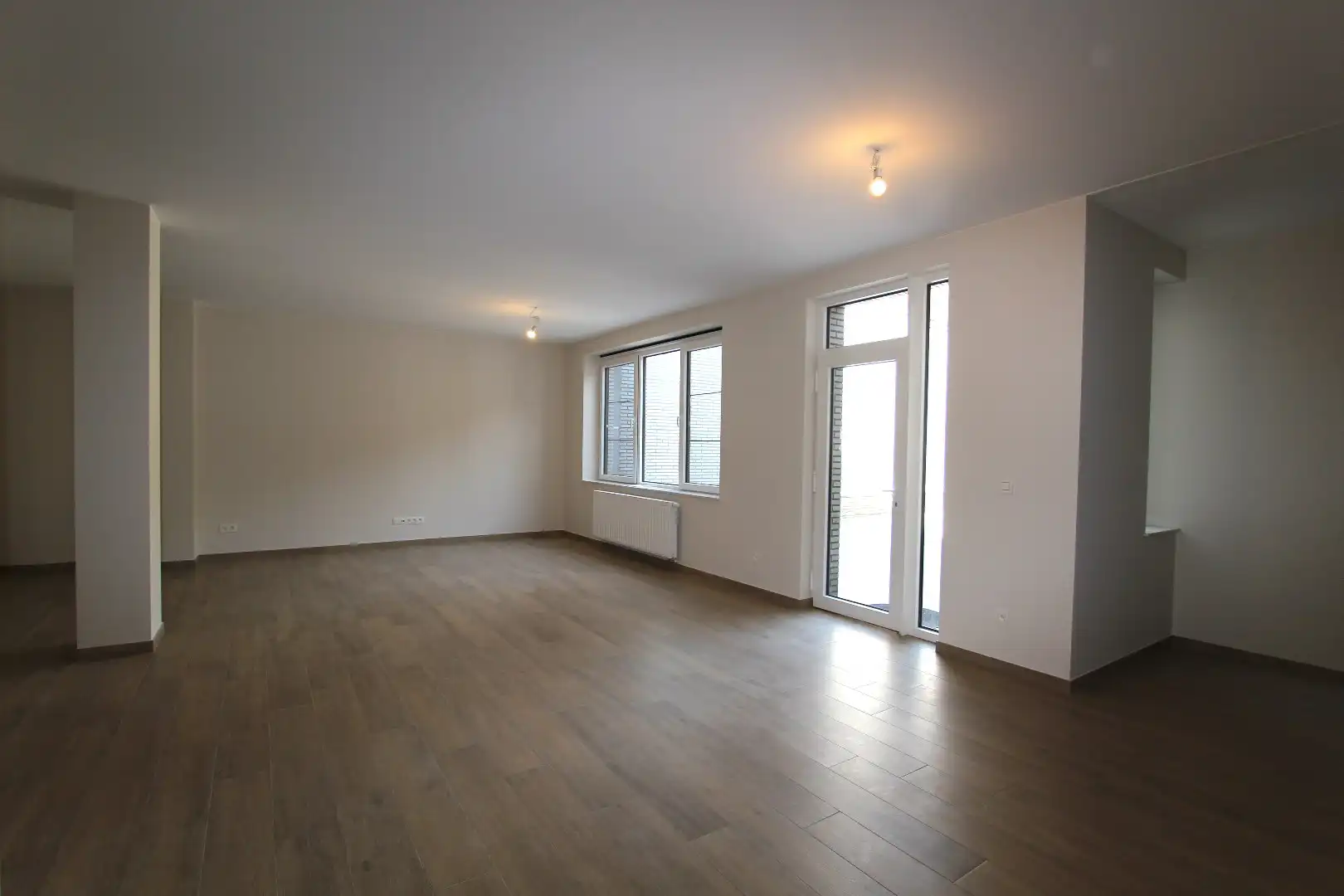 LUXE APPARTEMENT MET GROOT TERRAS - GELIJKVLOERS foto 8