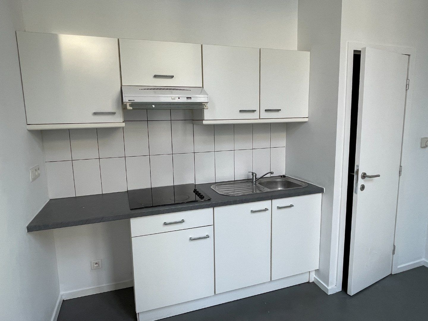 Knusse studio nabij Park Spoor Noord foto 7