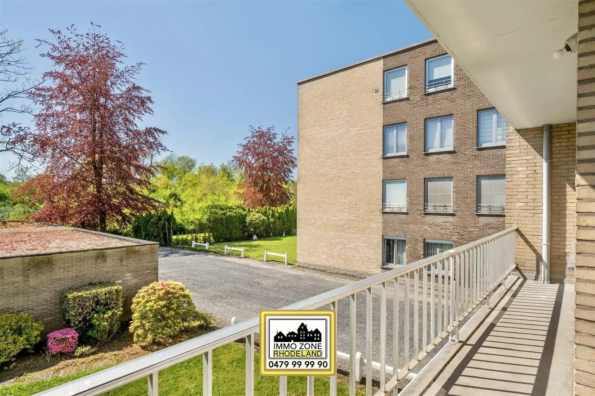 Subliem appartement met 2 slpks, terras en garage foto 22