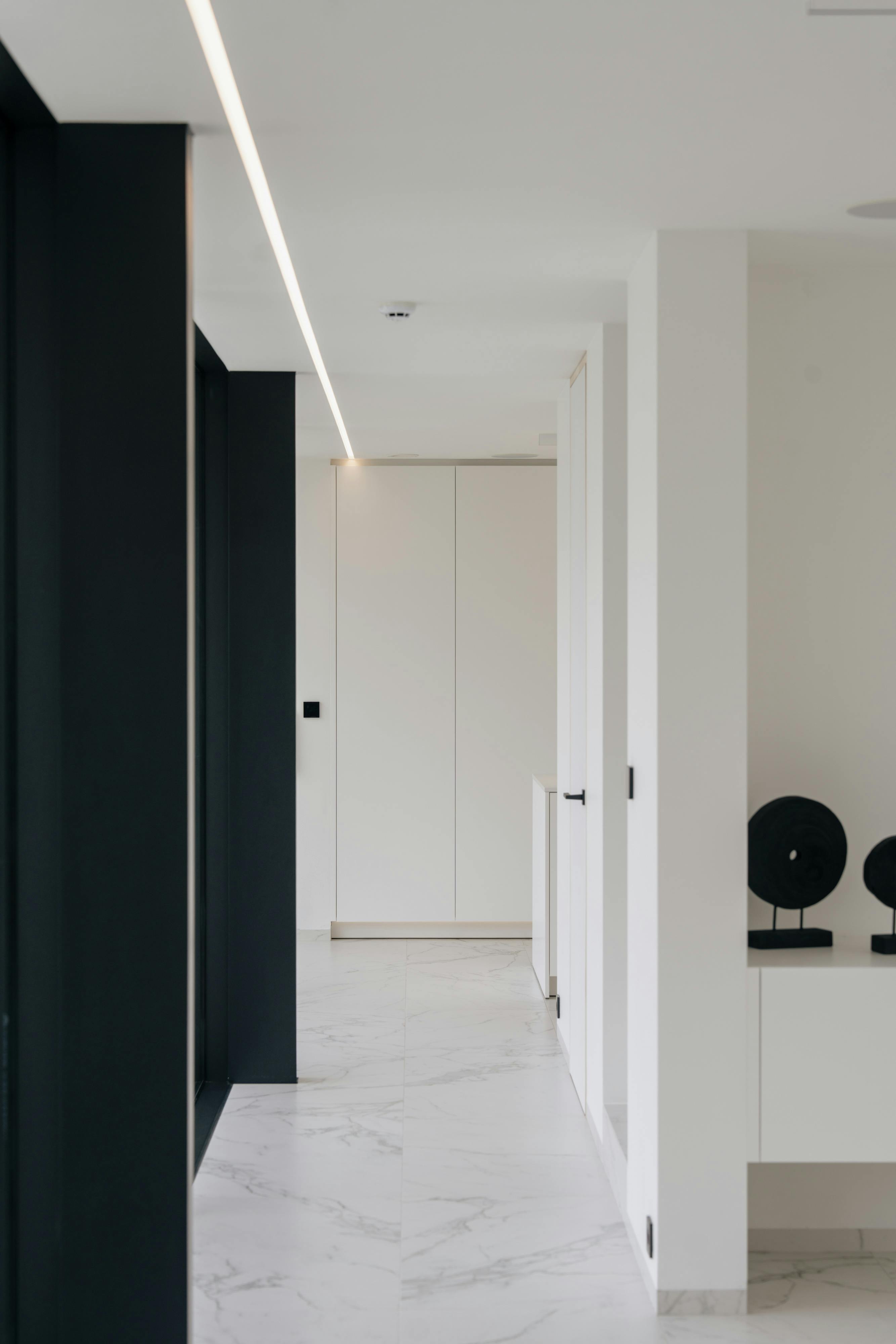 Hypermoderne strakke villa met zwembad in Gits foto 12