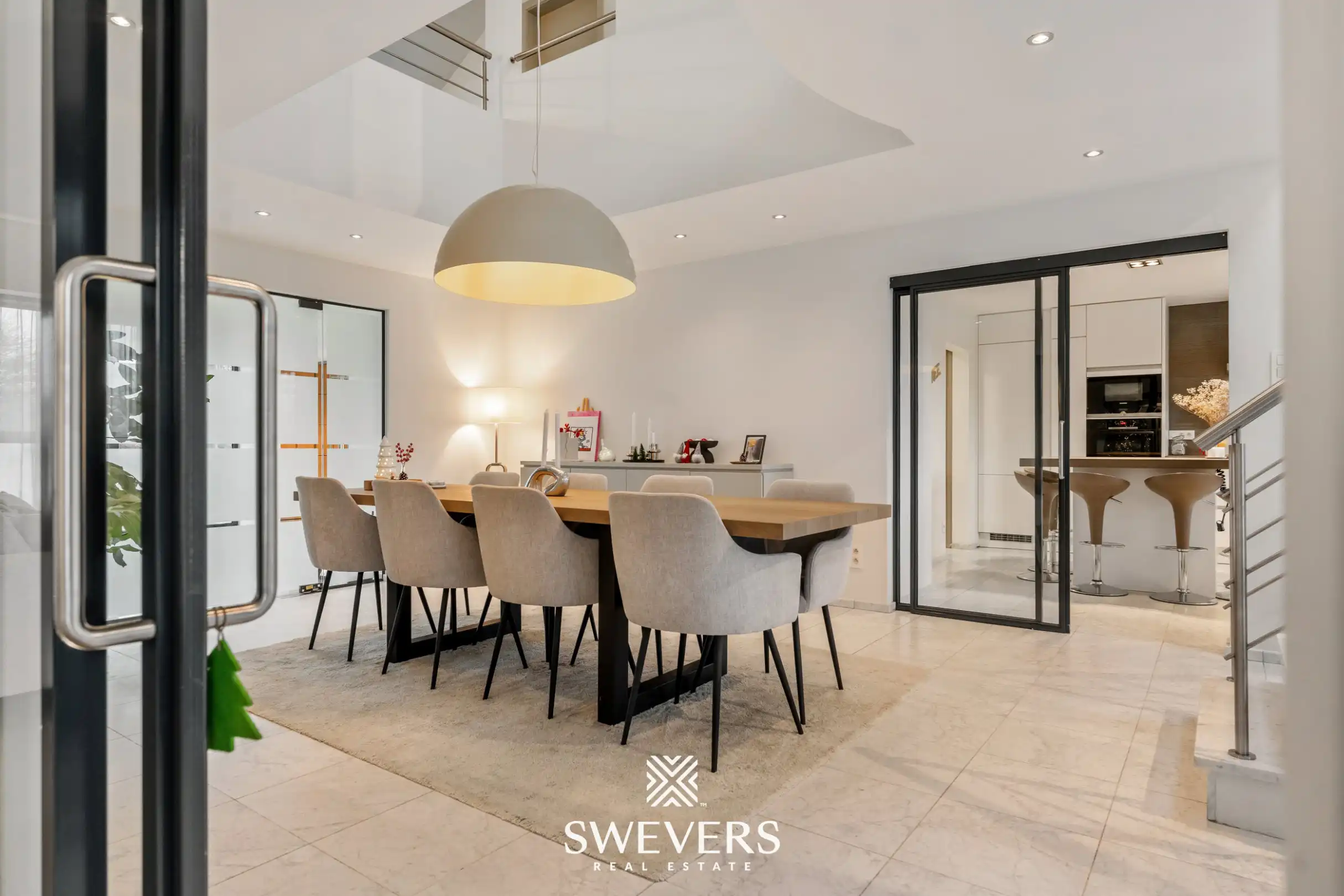 Ruime instapklare gezinswoning met zwembad en sauna in het hart van Bolderberg foto 6