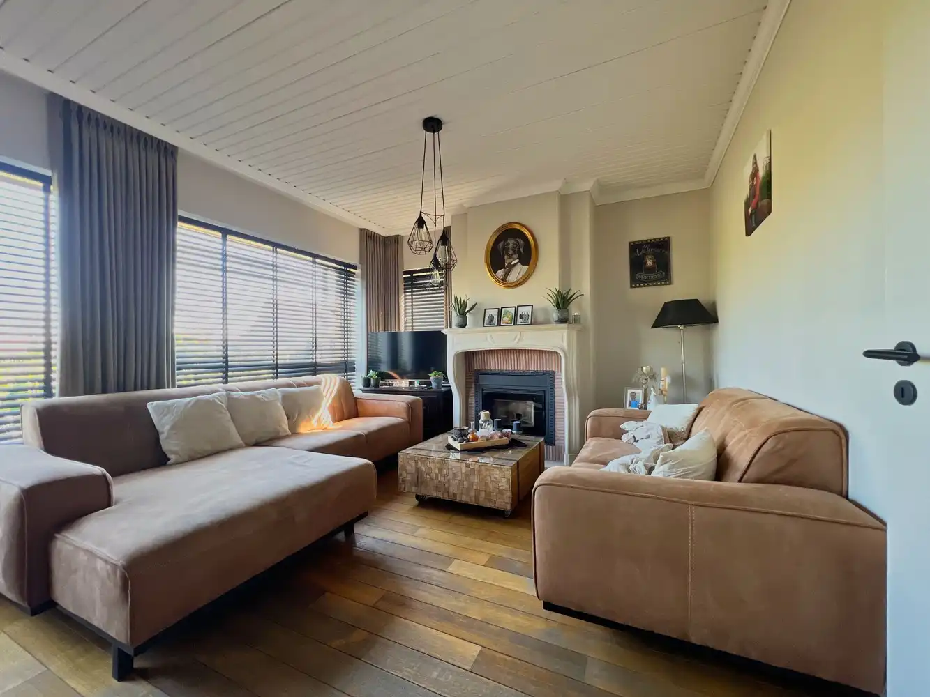 Villa met 2 loodsen (300m² / 150m²) op ca.1850m² foto 5