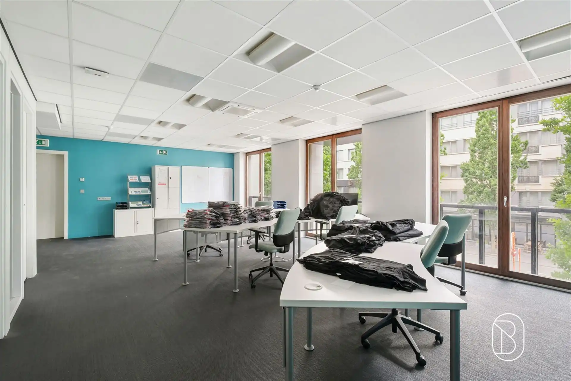 Topgelegen kantoorruimte van 450m2, veel potentieel foto 13