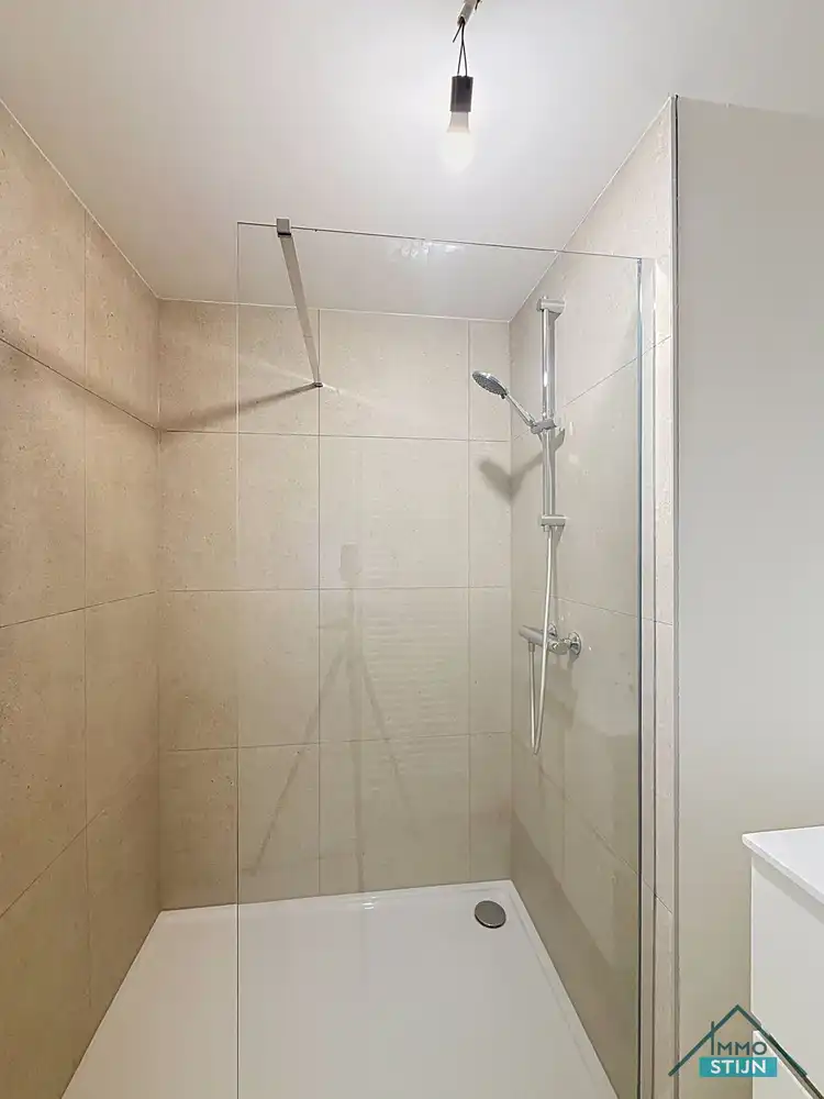 Goed gelegen appartement met parkeerplaats foto 9