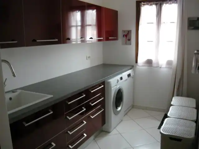 Instapklare villa op mooi perceel grond foto 12