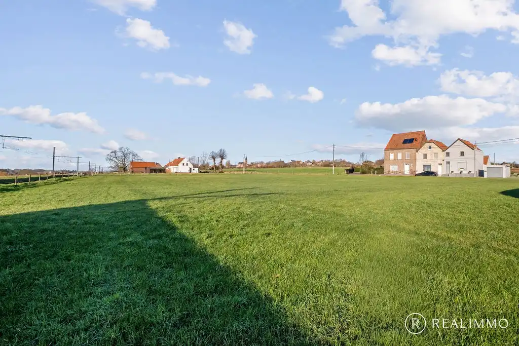 Zéér ruime rustig gelegen villa met bijgebouwen op  8.292m² foto 22