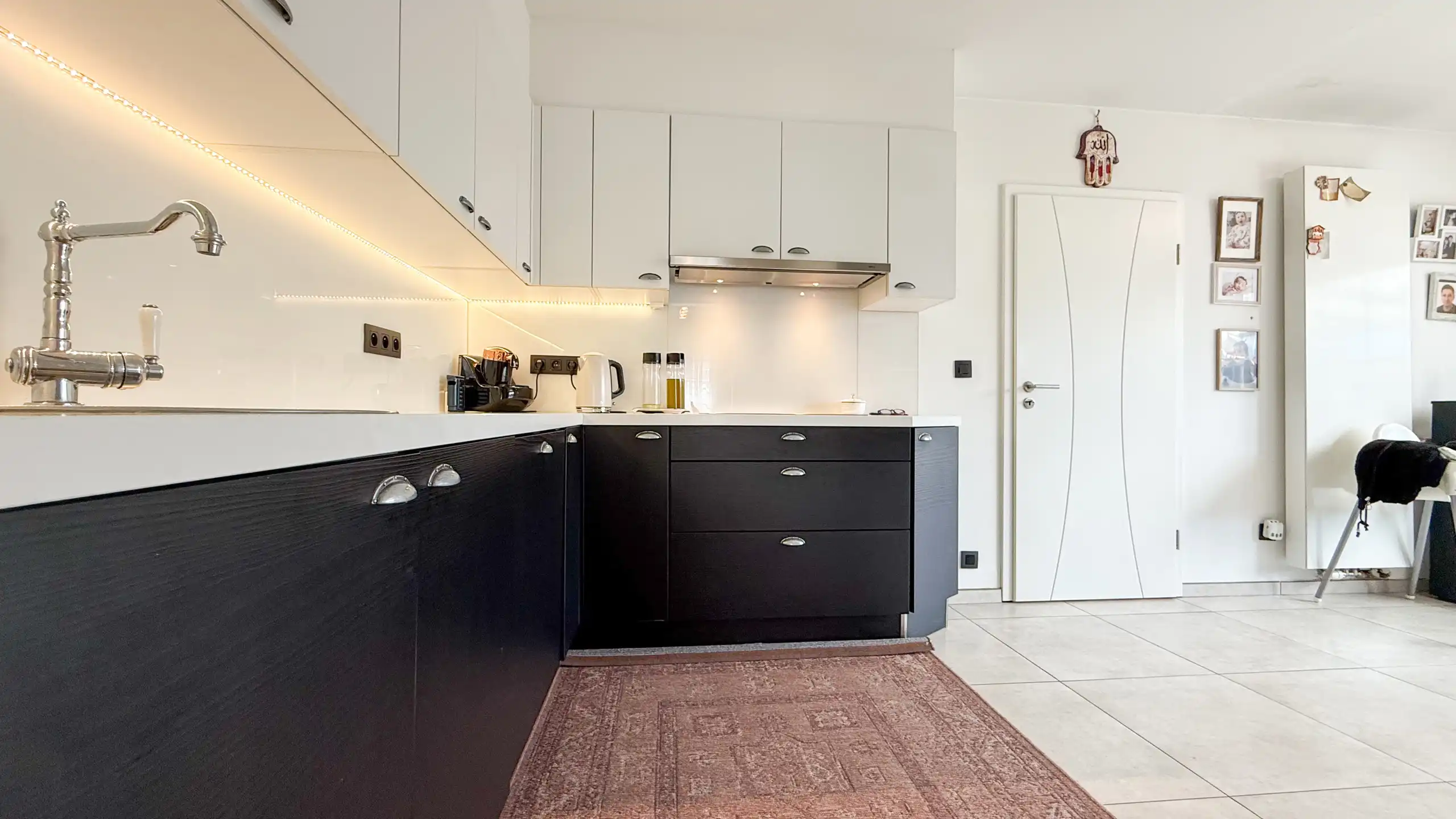 Instapklare gezinswoning met 3 slpk op toplocatie in HH! foto 8