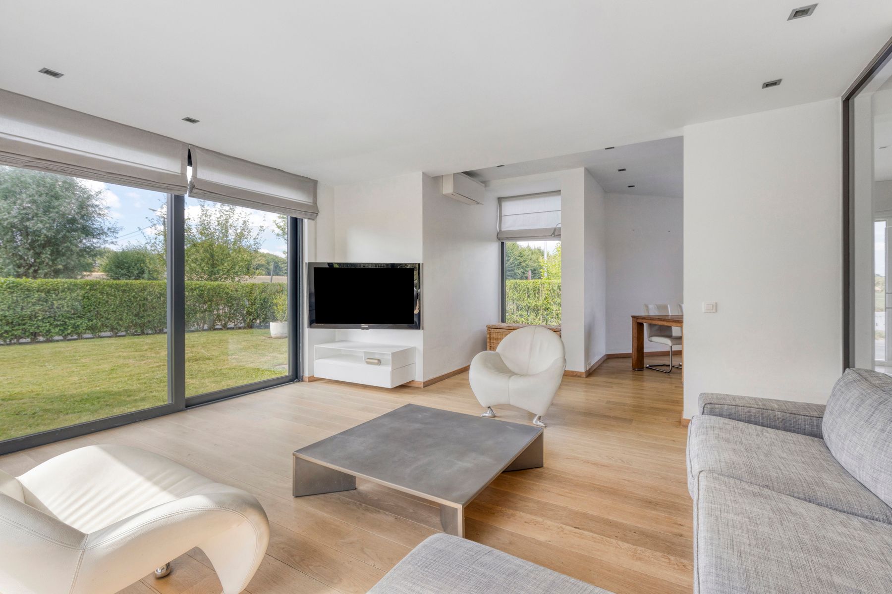 Stijlvolle villa op toplocatie in het groen foto 6
