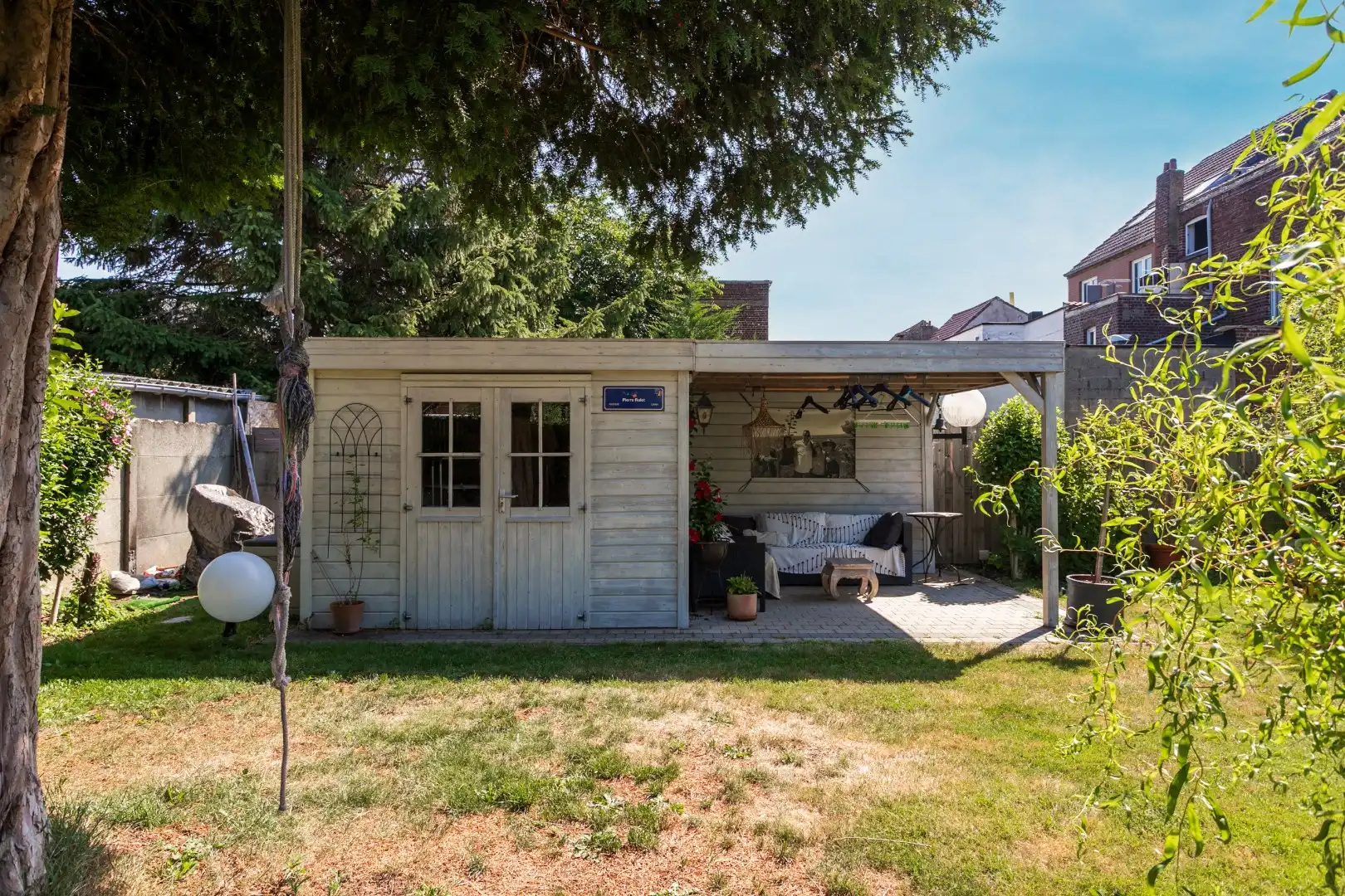 Verzorgde gezinswoning met 5 slpk en garage foto 12