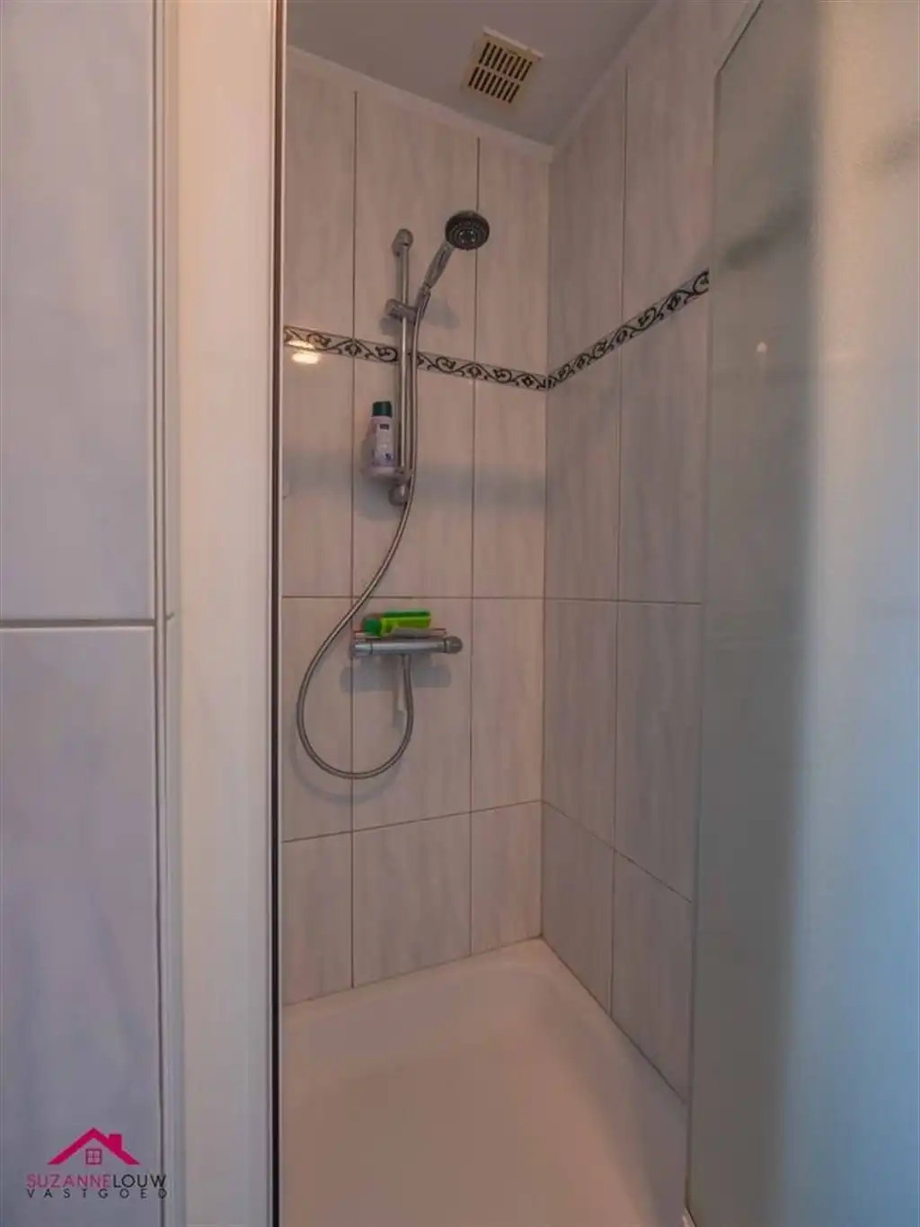 Meergezinswoning in gesloten bebouwing foto 68