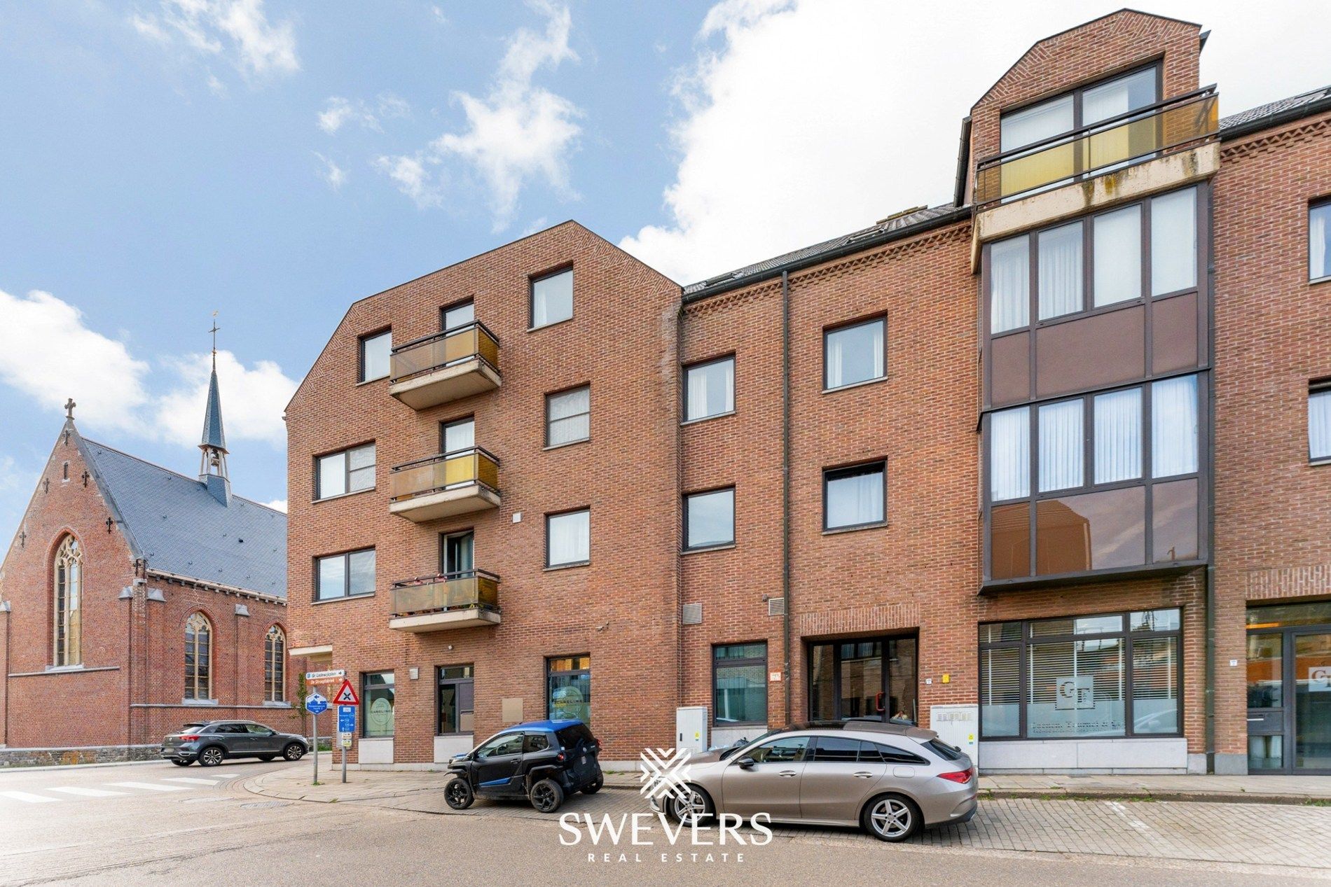 Ruim appartement met 3 slpk en veel lichtinval in Borgloon foto 22