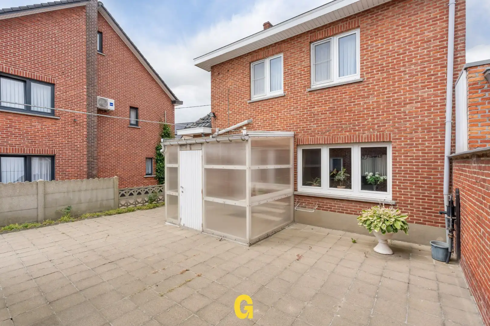 Halfopen te renoveren woning met tuin op 5a95ca, met achteraan toegang via de Wijnlaan foto 23