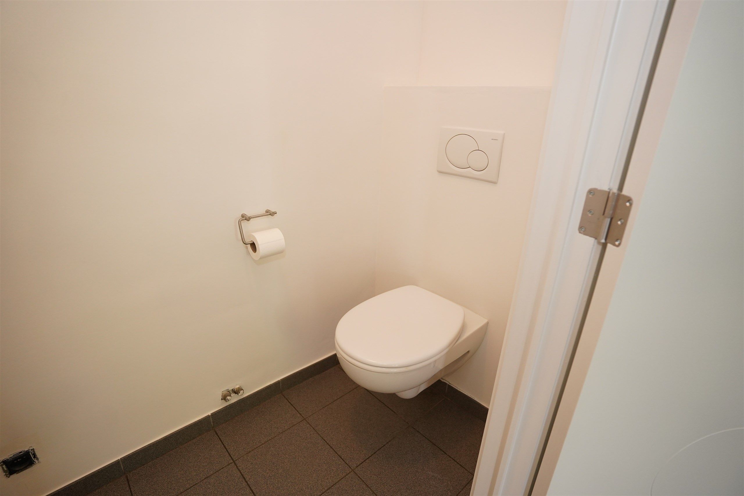 Bijzonder uime halfopen woning met Landelijke Rust op 954 m! foto 14