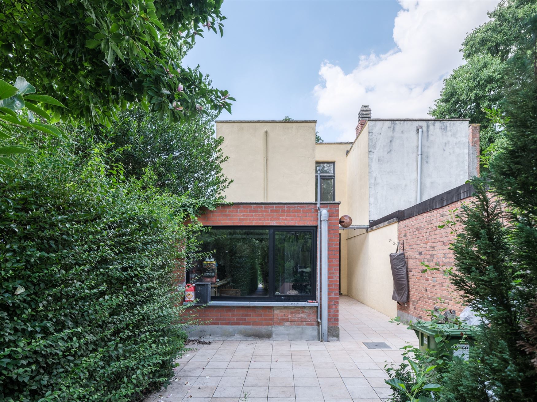 Charmante gevel. Hippe buurt. Groene stadsoase. foto 4
